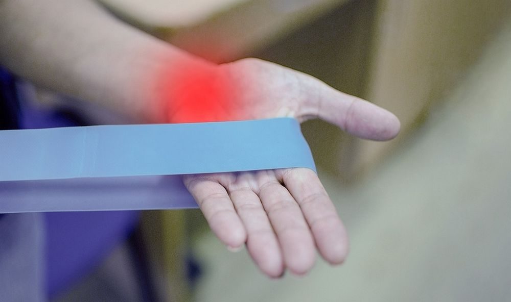 csuklo-izulet-fajdalma A csuklóízület fájdalma hatékonyan csillapítható lágylézer terápiával.
